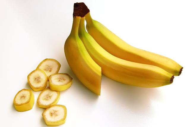 banany spanek
